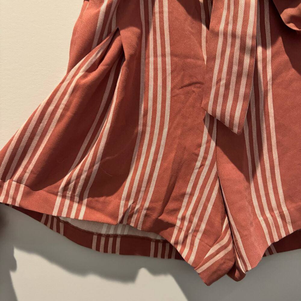 Torrid Womens Beachy Pink/Red Striped Shorts | Size 16 - Picture 5 of 9